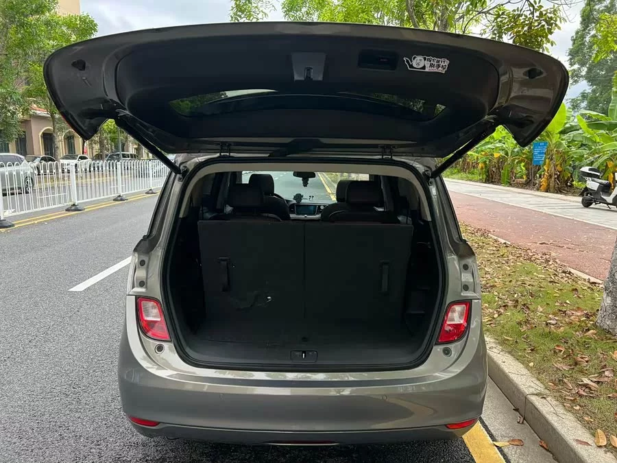 Buick GL6