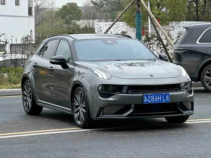 Lynk & Co 02 Hatchback