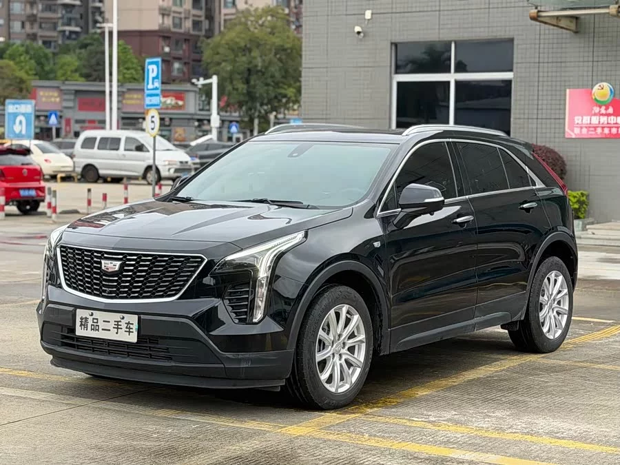 Cadillac XT4