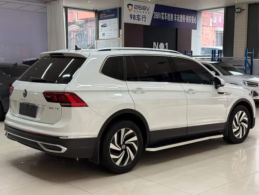 Volkswagen Tiguan L