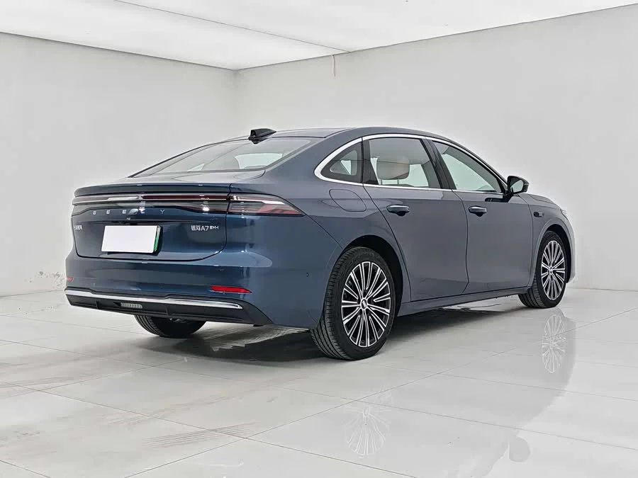 Geely Galaxy A7 EM