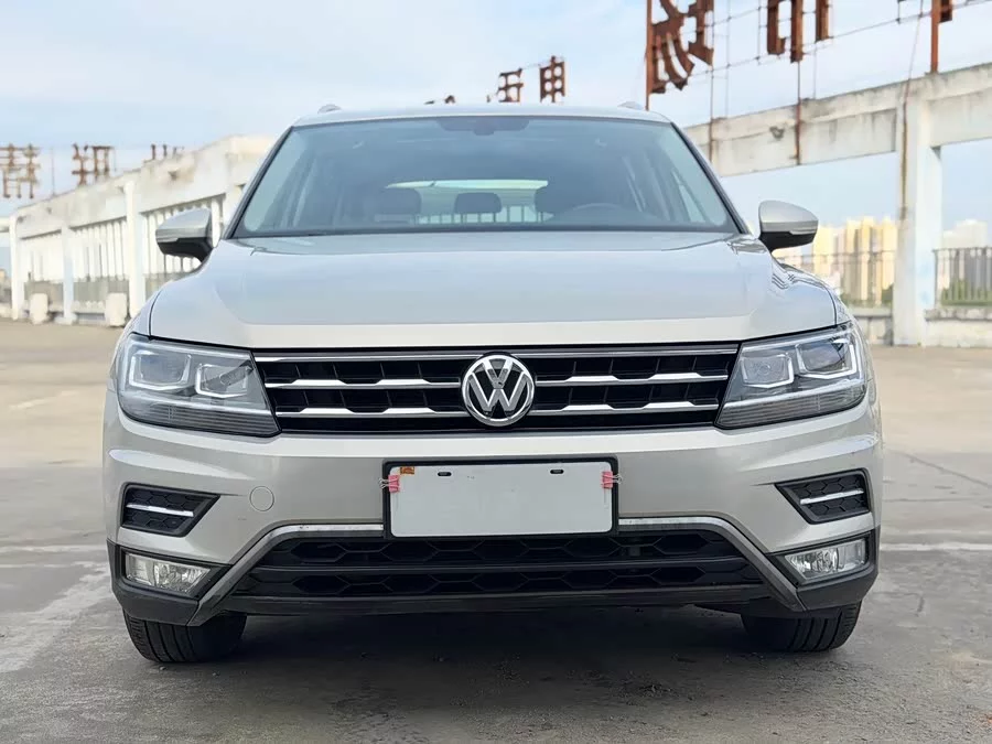 Volkswagen Tiguan L