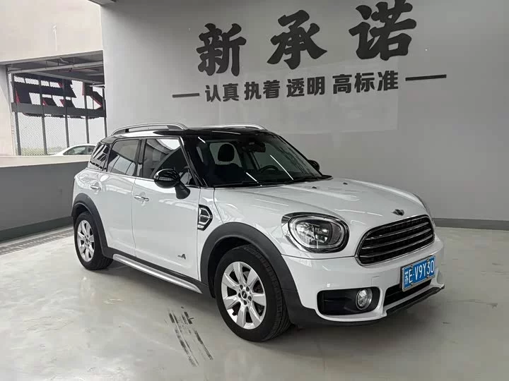 MINI COUNTRYMAN