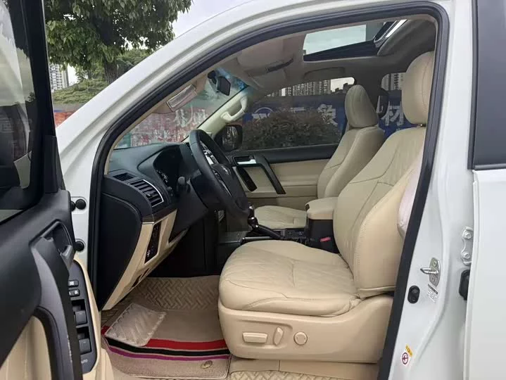 Toyota prado