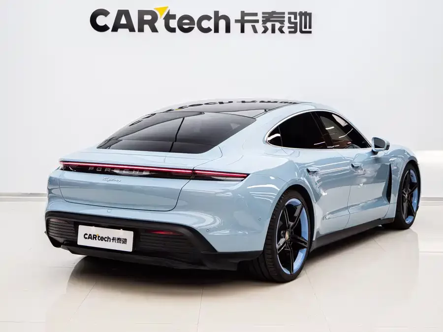 Porsche Taycan