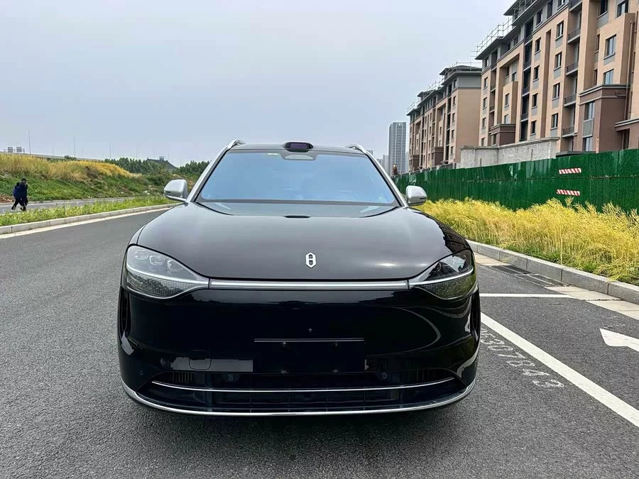 AITO Wenjie M9