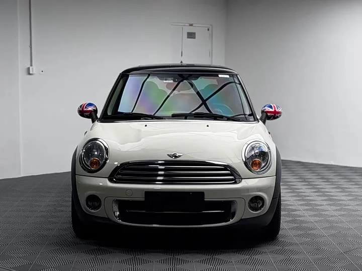MINI 