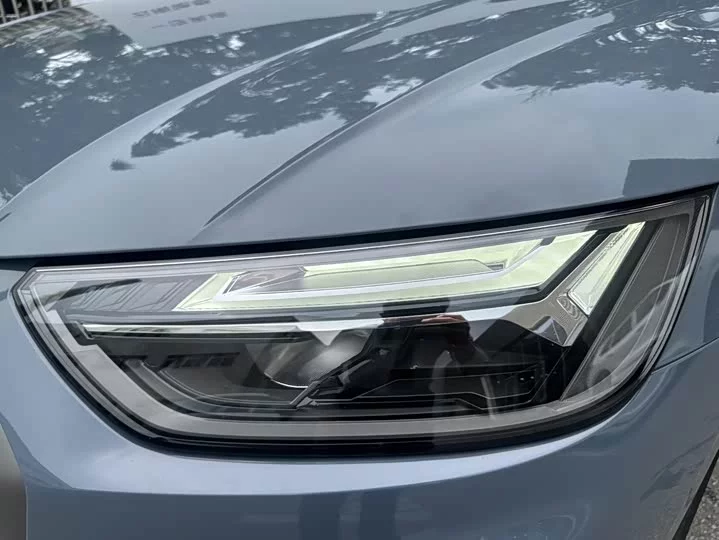Audi Q5L Sportback