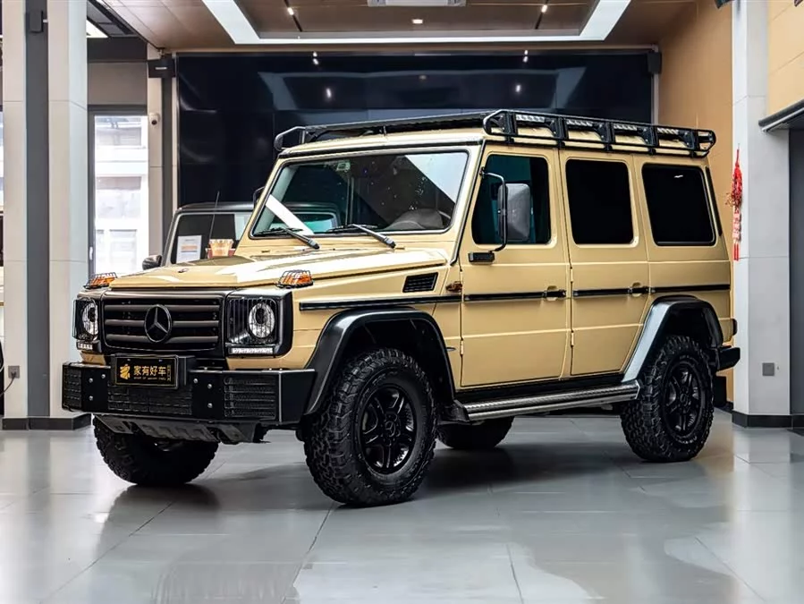 Mercedes Benz G-rated