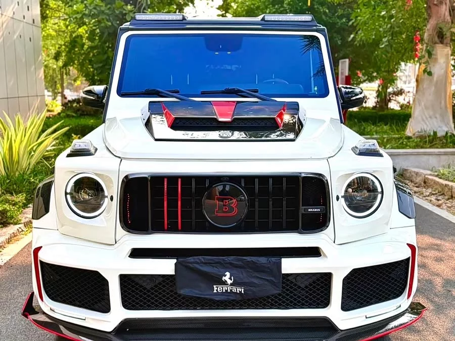 Mercedes Benz G-rated