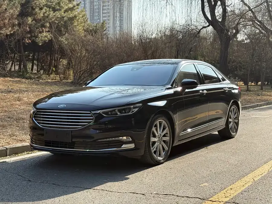 Ford Taurus