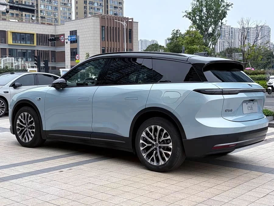 NIO ES6