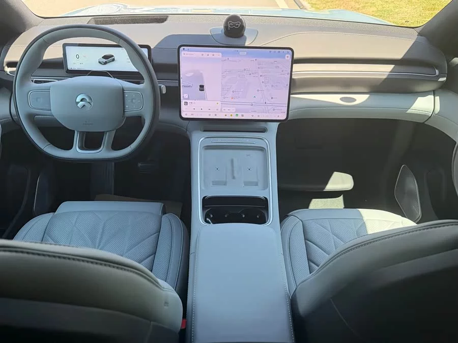 NIO ES6