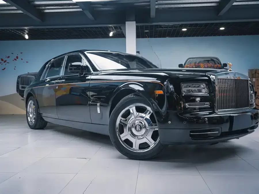 Rolls-Royce Phantom