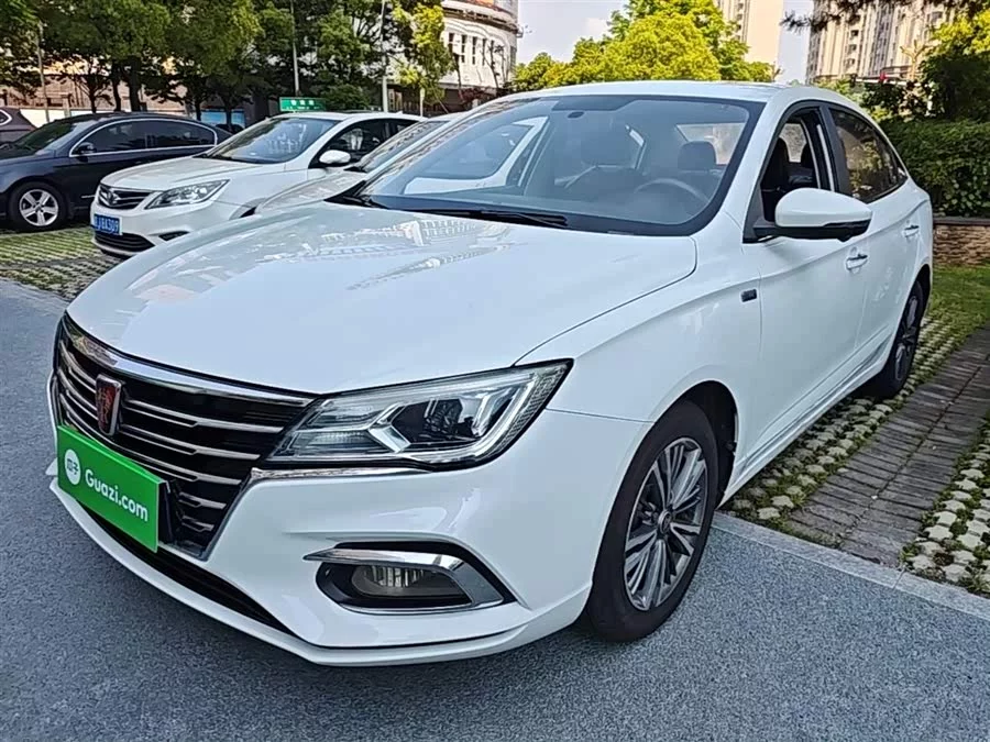 Roewe i5