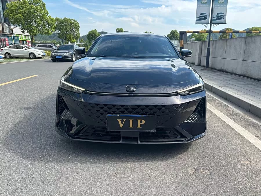 Changan UNI-V