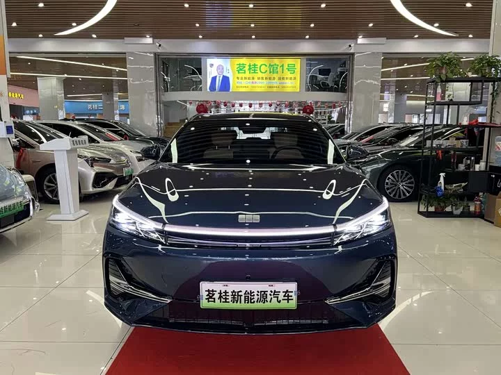 Geely Galaxy A7 EM