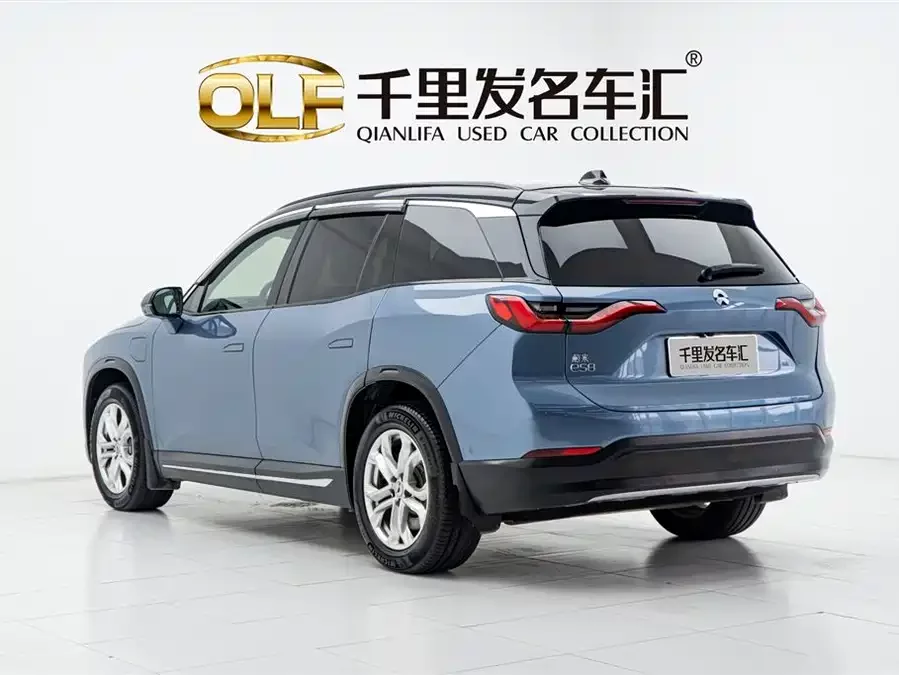 NIO ES8
