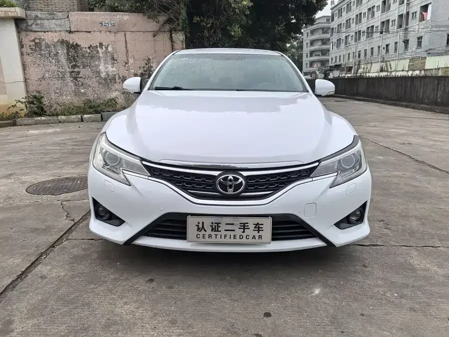 Toyota Reiz