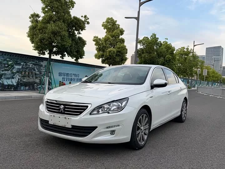 Peugeot 408