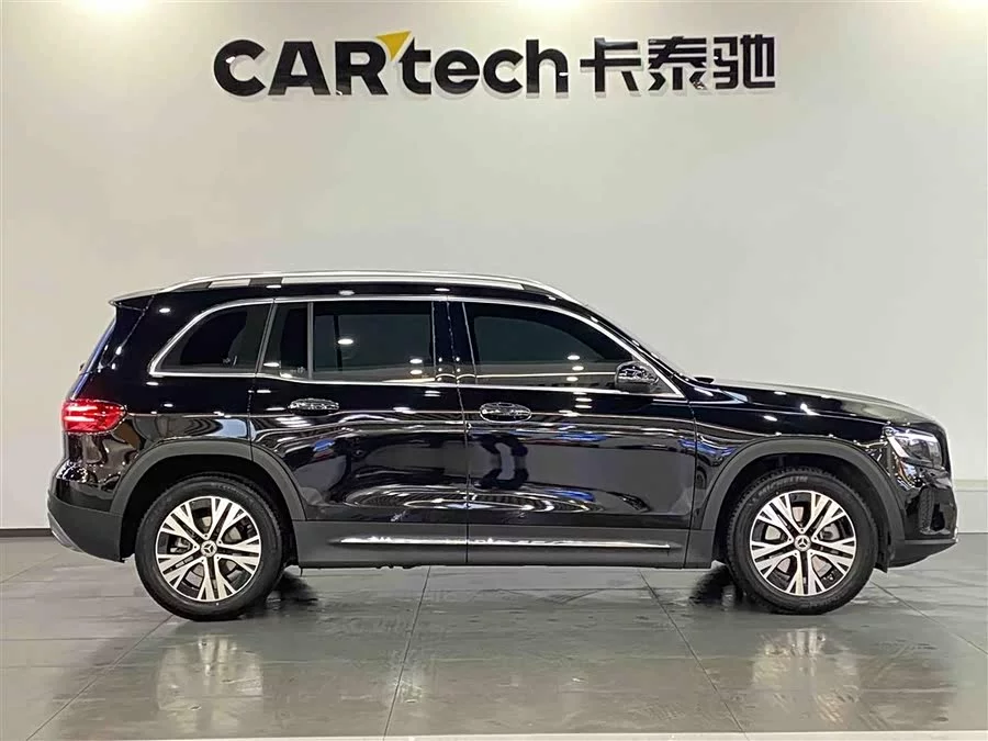 Mercedes Benz GLB