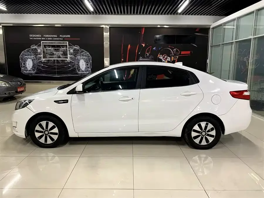 Kia K2