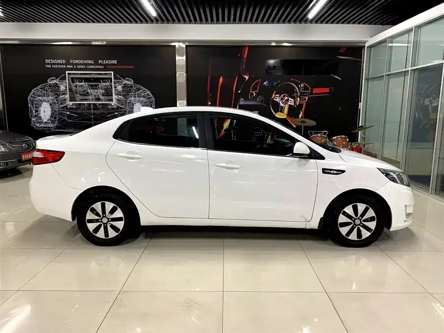 Kia K2