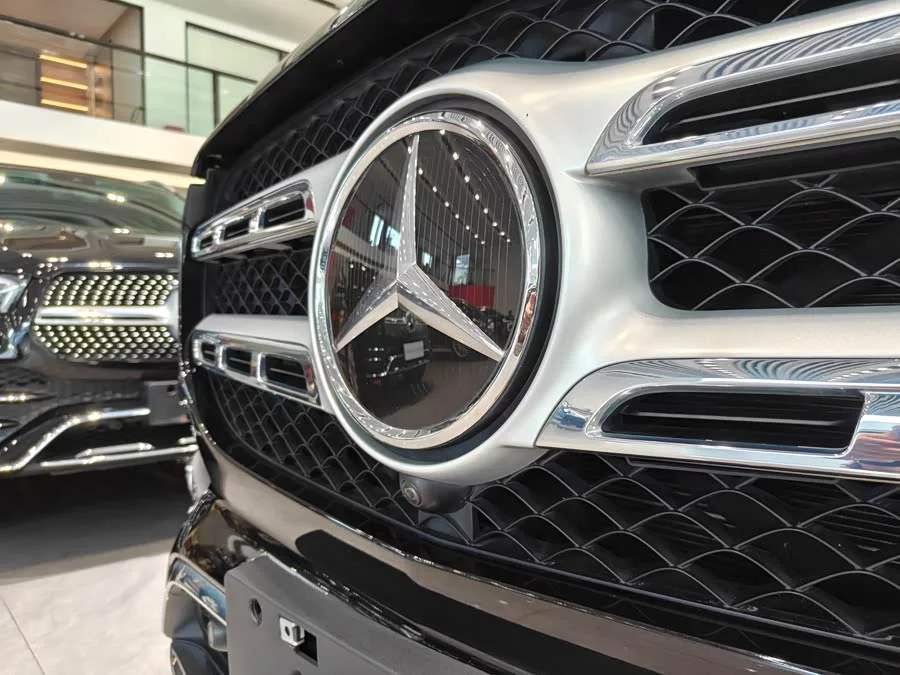 Mercedes Benz GLS