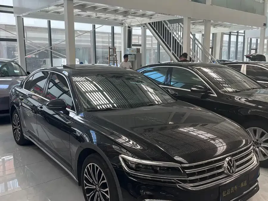 Volkswagen Phaeton / Phideon