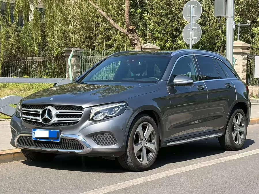 Mercedes Benz GLC