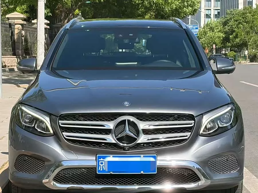 Mercedes Benz GLC
