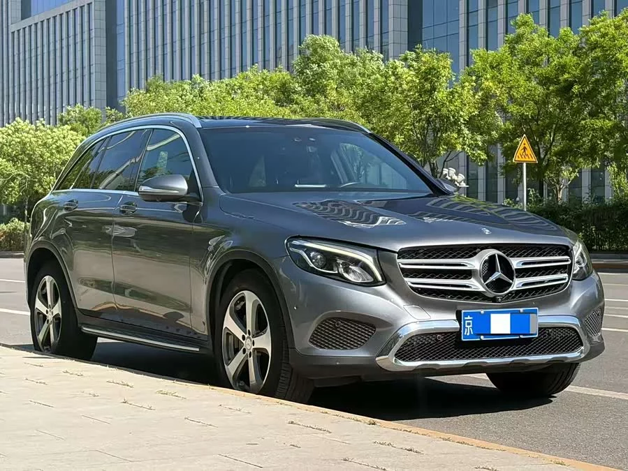 Mercedes Benz GLC