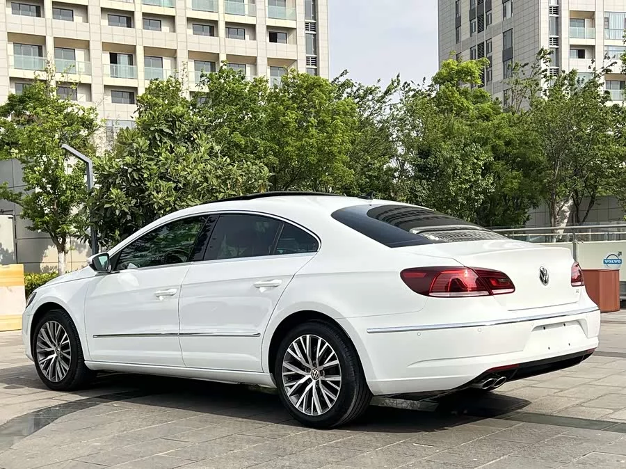 Volkswagen FAW- CC