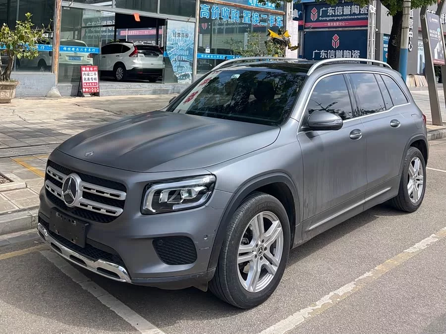 Mercedes Benz GLB