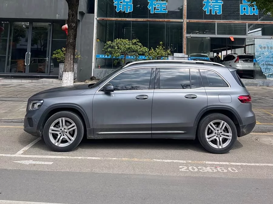 Mercedes Benz GLB