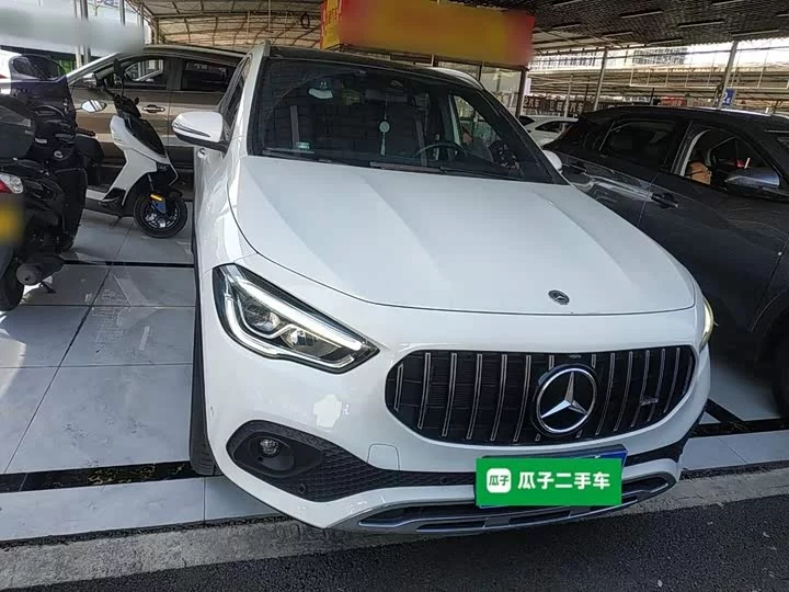 Mercedes-Benz GLA