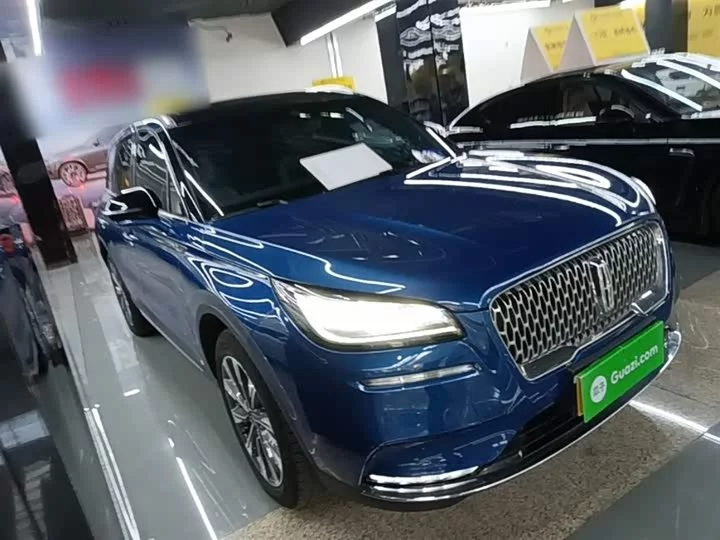 Lincoln adventurer