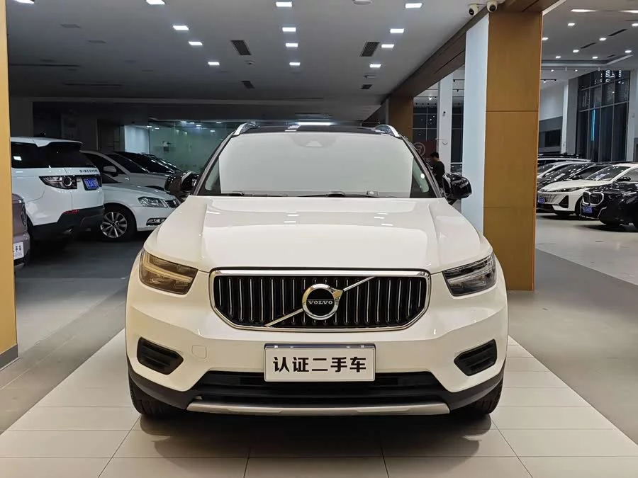 Volvo XC40