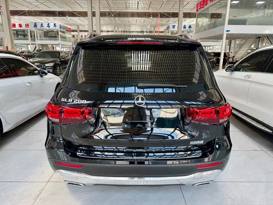 Mercedes Benz GLB