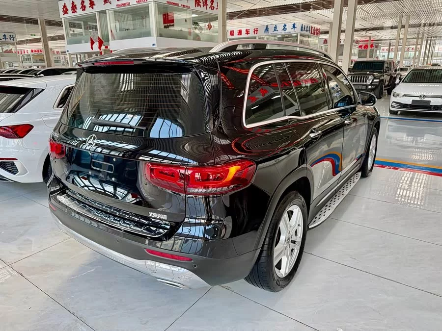 Mercedes Benz GLB