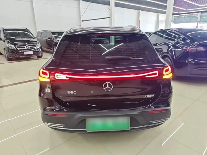 Mercedes-Benz EQA
