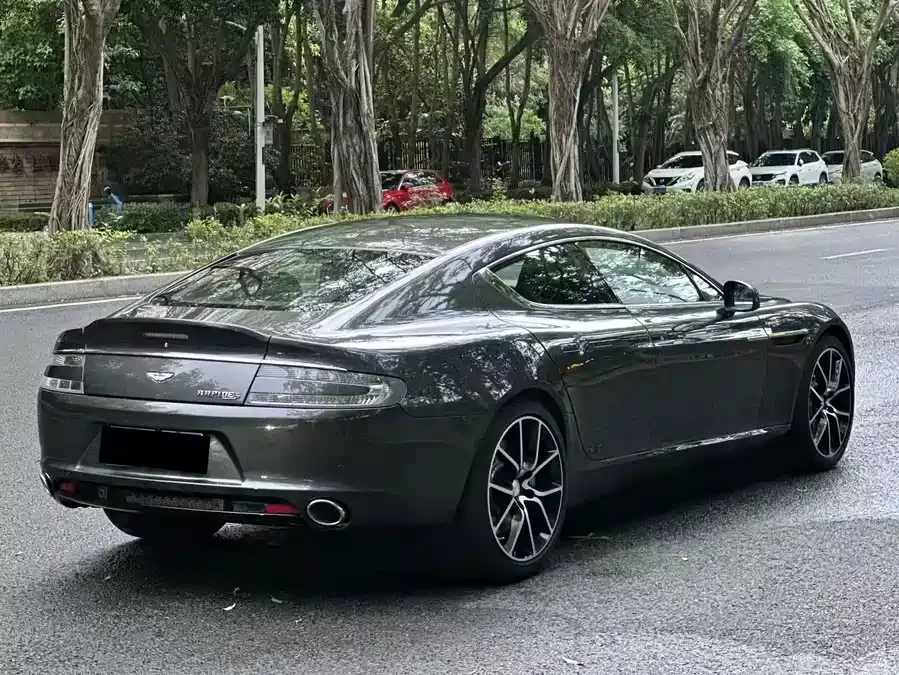Aston Martin Rapide