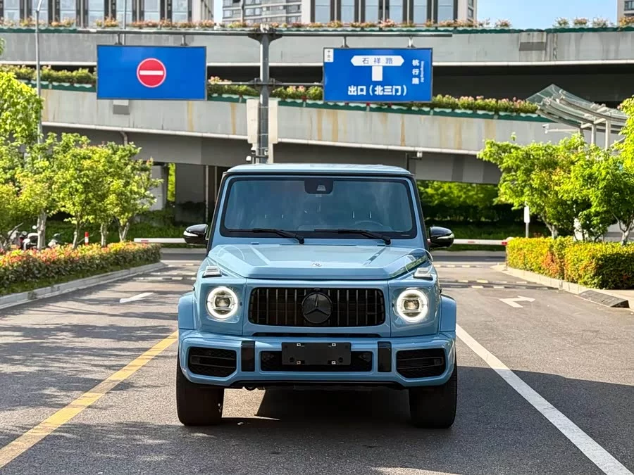 Mercedes Benz G-rated