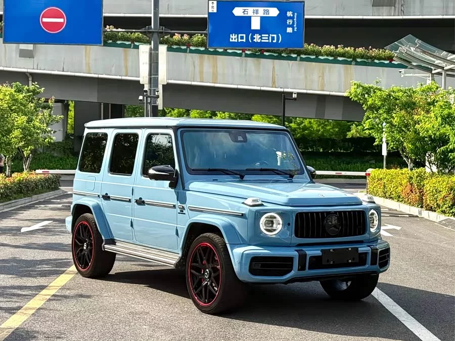 Mercedes Benz G-rated