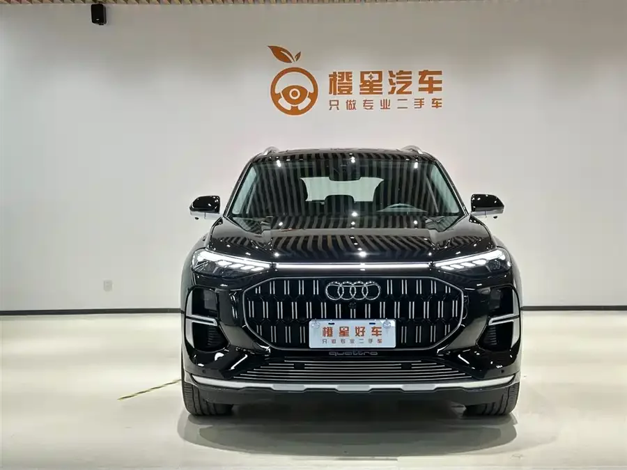 Audi Q6