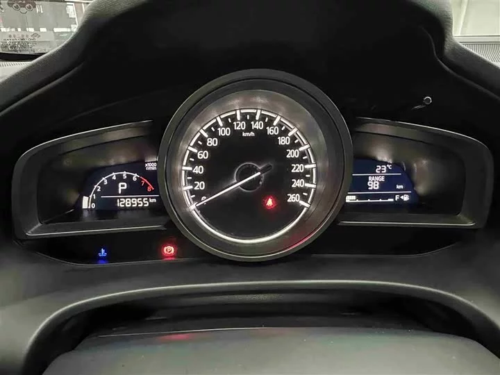 Mazda CX-4