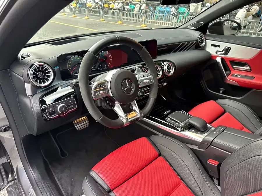 Mercedes Benz CLA AMG