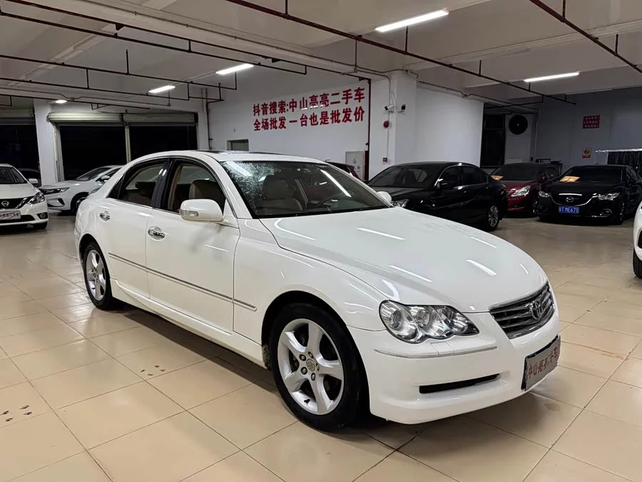 Toyota Reiz