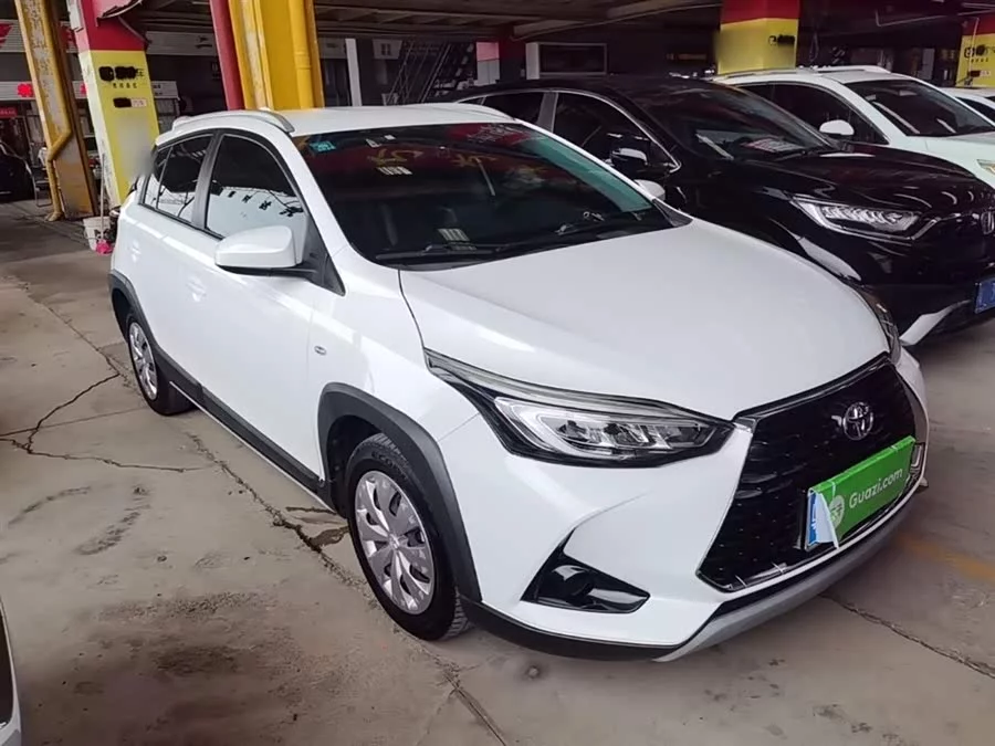 Toyota YARiS L