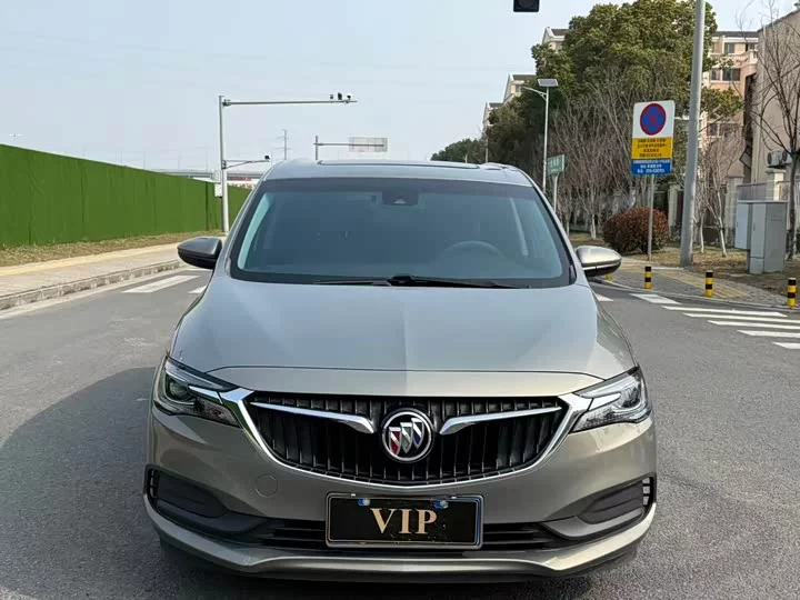 Buick GL6